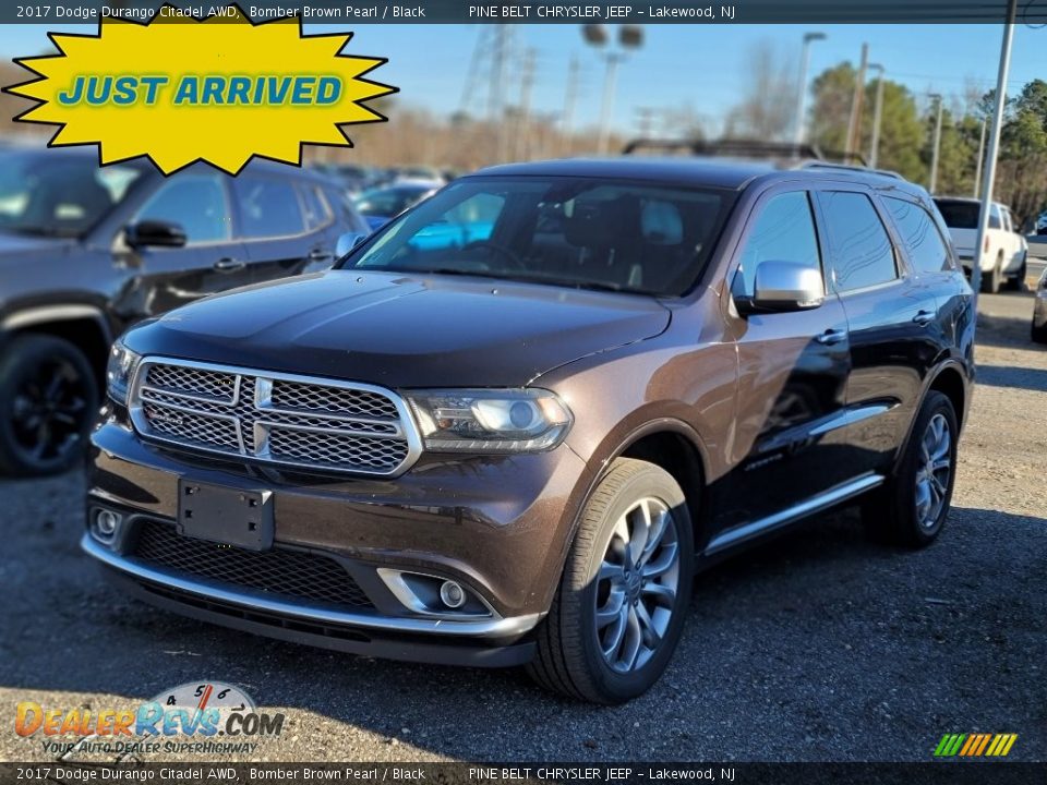 Front 3/4 View of 2017 Dodge Durango Citadel AWD Photo #1