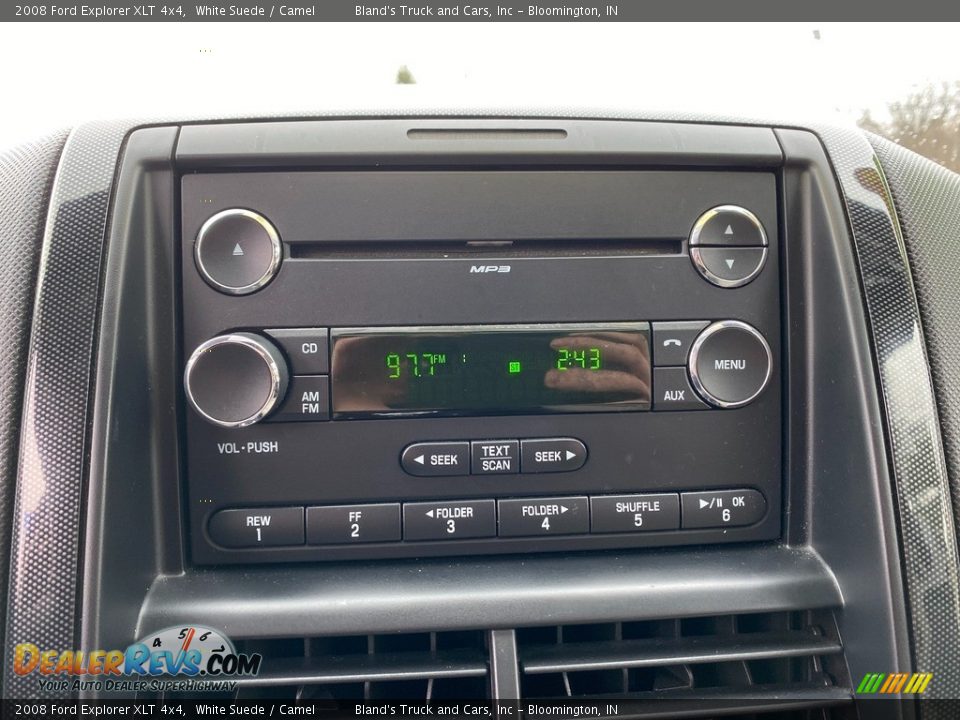 Controls of 2008 Ford Explorer XLT 4x4 Photo #23