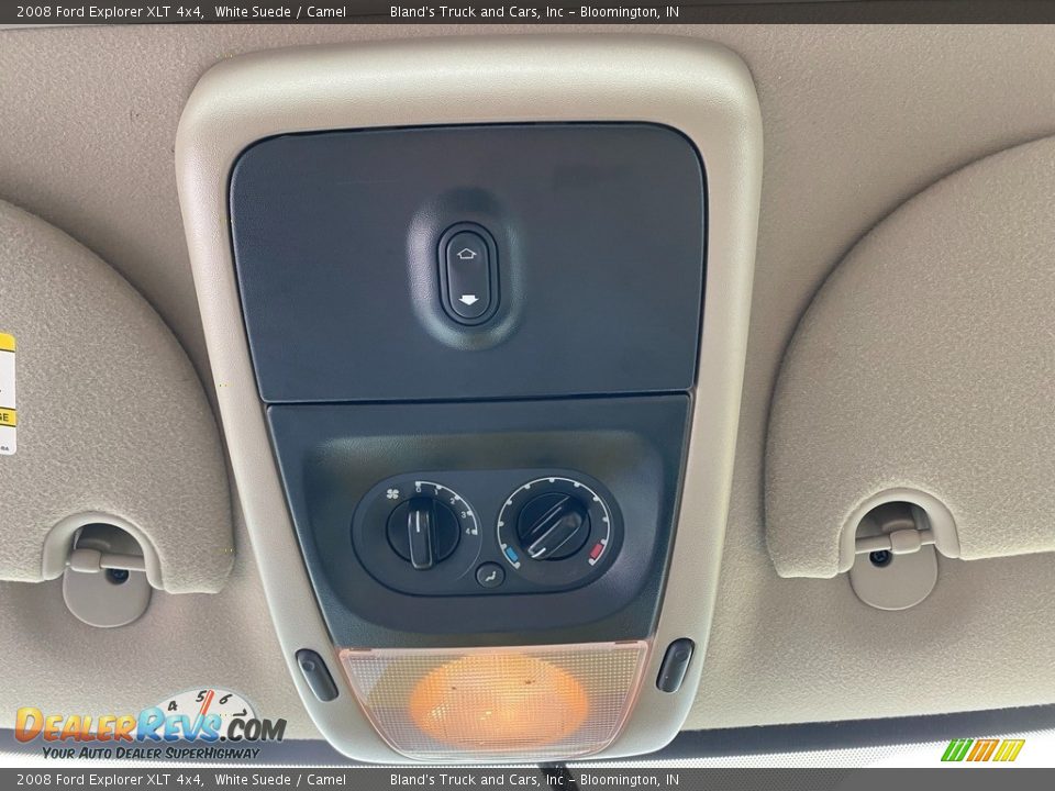 Controls of 2008 Ford Explorer XLT 4x4 Photo #27