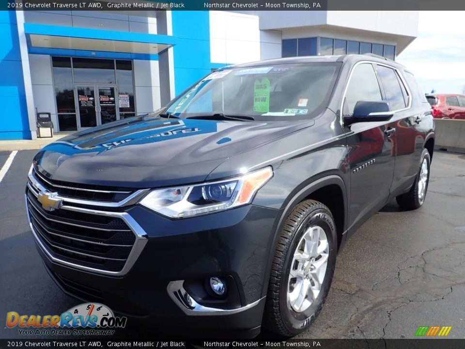 2019 Chevrolet Traverse LT AWD Graphite Metallic / Jet Black Photo #2