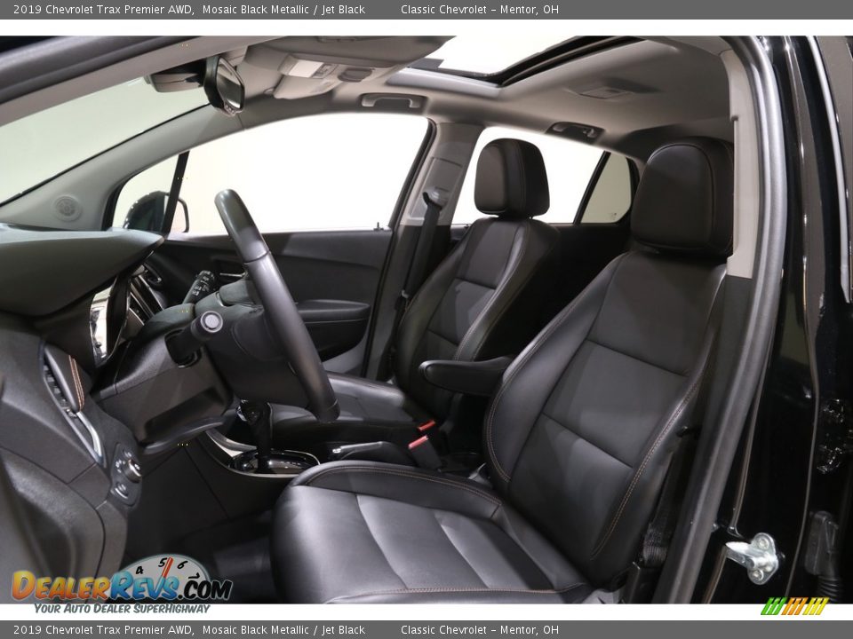 Front Seat of 2019 Chevrolet Trax Premier AWD Photo #5