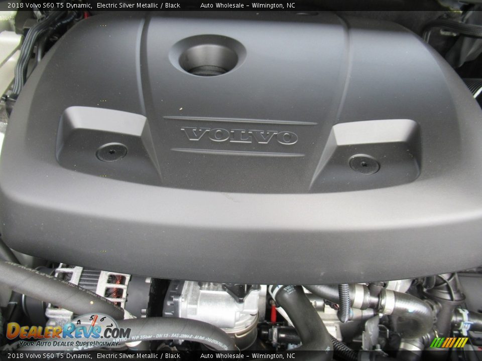 2018 Volvo S60 T5 Dynamic Electric Silver Metallic / Black Photo #6