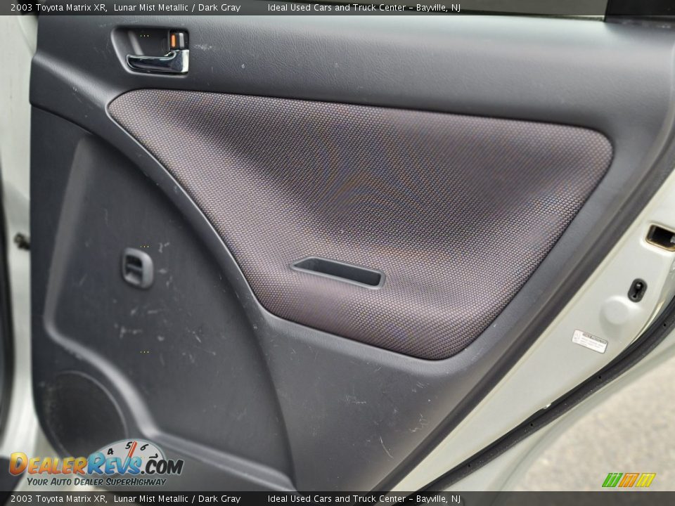 2003 Toyota Matrix XR Lunar Mist Metallic / Dark Gray Photo #12