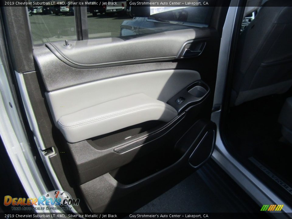 2019 Chevrolet Suburban LT 4WD Silver Ice Metallic / Jet Black Photo #15