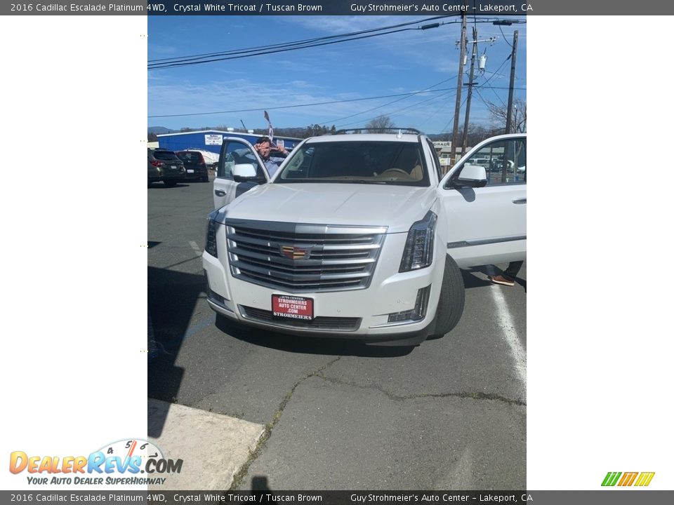 2016 Cadillac Escalade Platinum 4WD Crystal White Tricoat / Tuscan Brown Photo #2