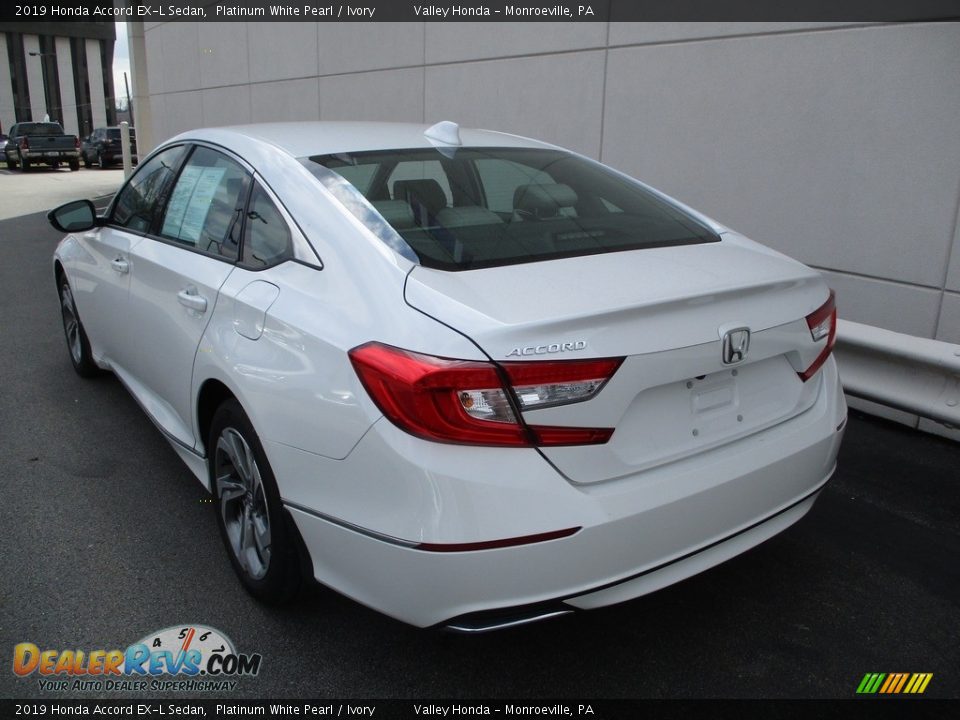 2019 Honda Accord EX-L Sedan Platinum White Pearl / Ivory Photo #3