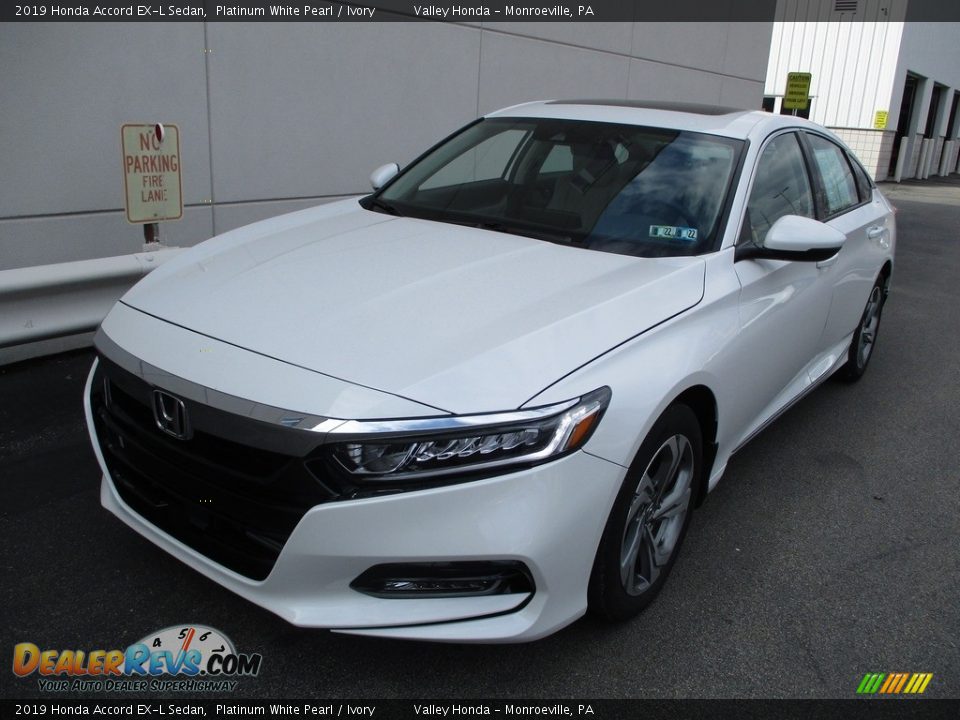 2019 Honda Accord EX-L Sedan Platinum White Pearl / Ivory Photo #9