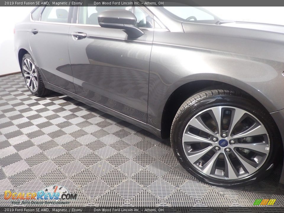 2019 Ford Fusion SE AWD Magnetic / Ebony Photo #5