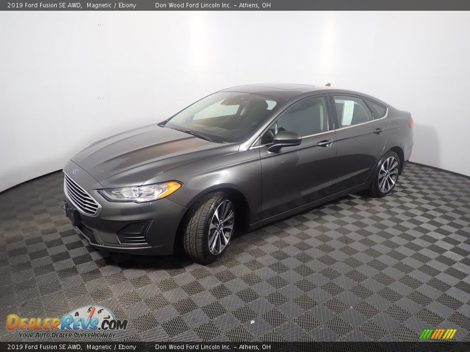 2019 Ford Fusion SE AWD Magnetic / Ebony Photo #10