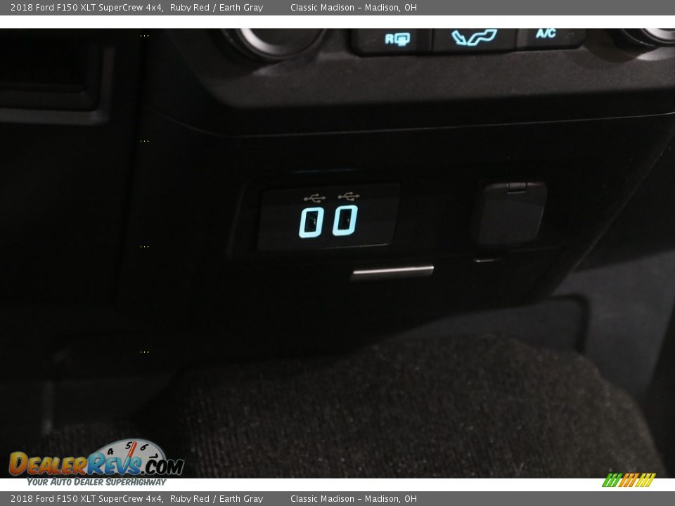 2018 Ford F150 XLT SuperCrew 4x4 Ruby Red / Earth Gray Photo #16
