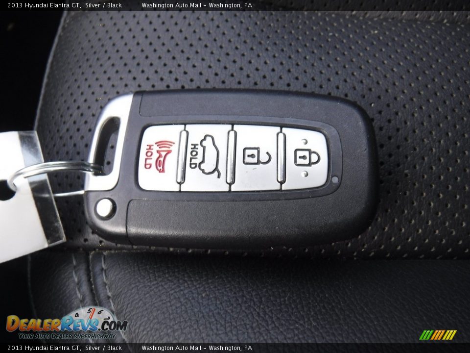 2013 Hyundai Elantra GT Silver / Black Photo #26
