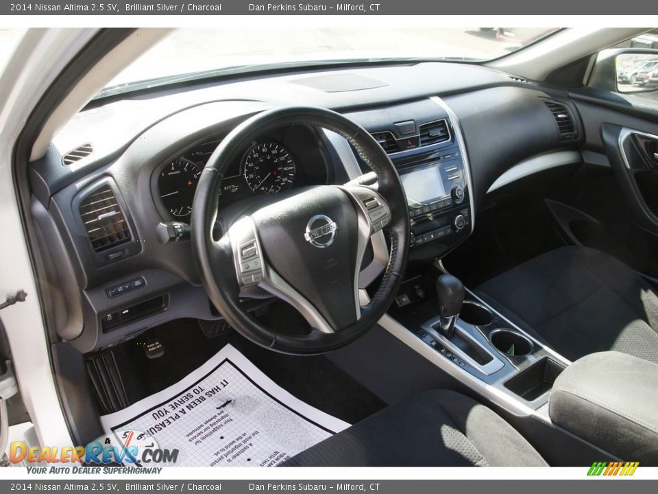 2014 Nissan Altima 2.5 SV Brilliant Silver / Charcoal Photo #10