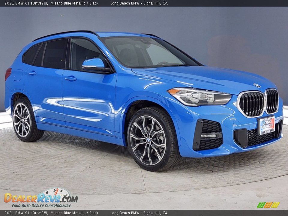 Front 3/4 View of 2021 BMW X1 sDrive28i Photo #1