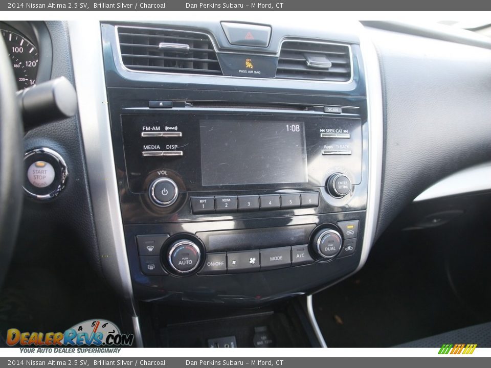 2014 Nissan Altima 2.5 SV Brilliant Silver / Charcoal Photo #18