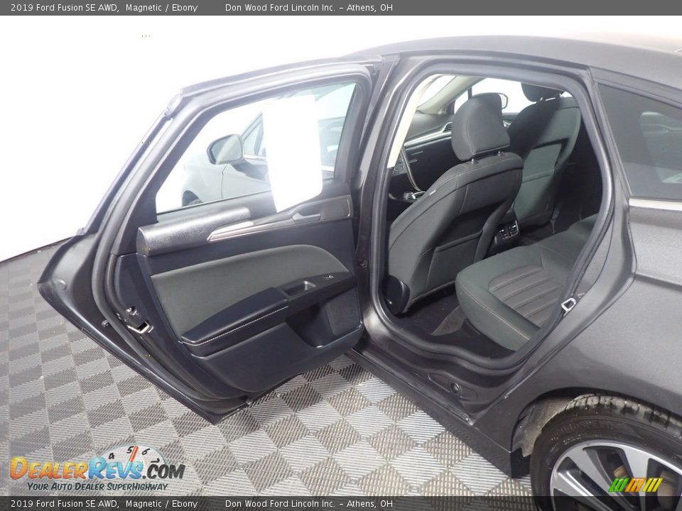2019 Ford Fusion SE AWD Magnetic / Ebony Photo #36