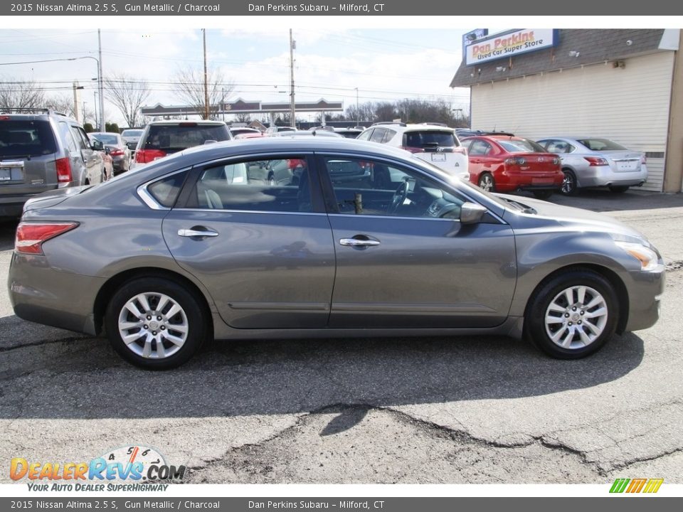 2015 Nissan Altima 2.5 S Gun Metallic / Charcoal Photo #4