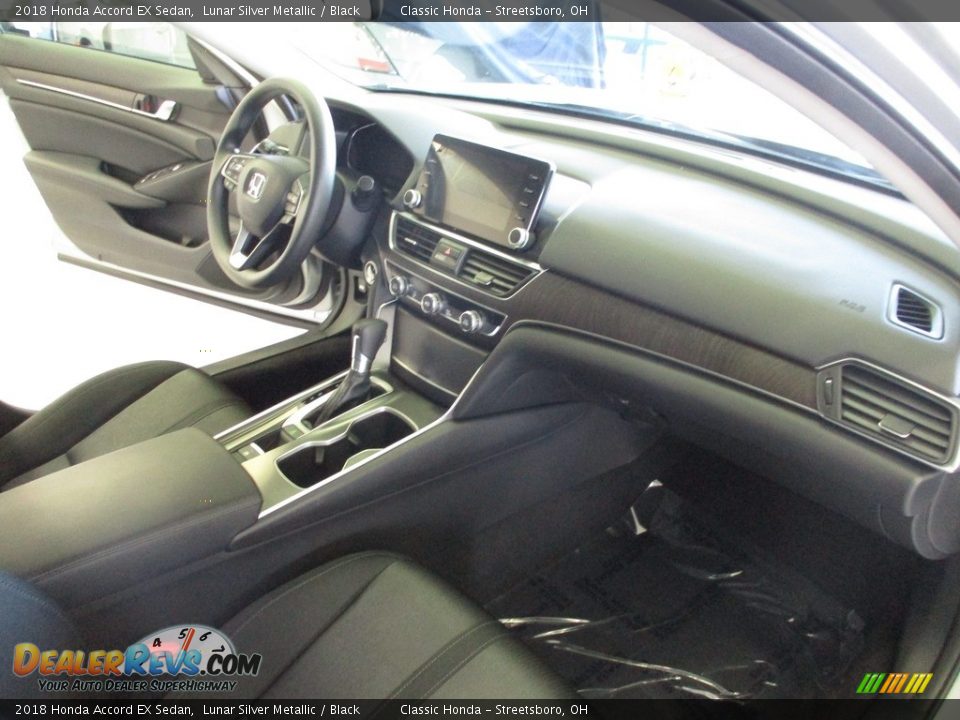 2018 Honda Accord EX Sedan Lunar Silver Metallic / Black Photo #15