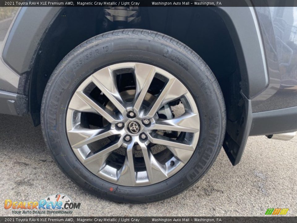 2021 Toyota RAV4 XLE Premium AWD Magnetic Gray Metallic / Light Gray Photo #33