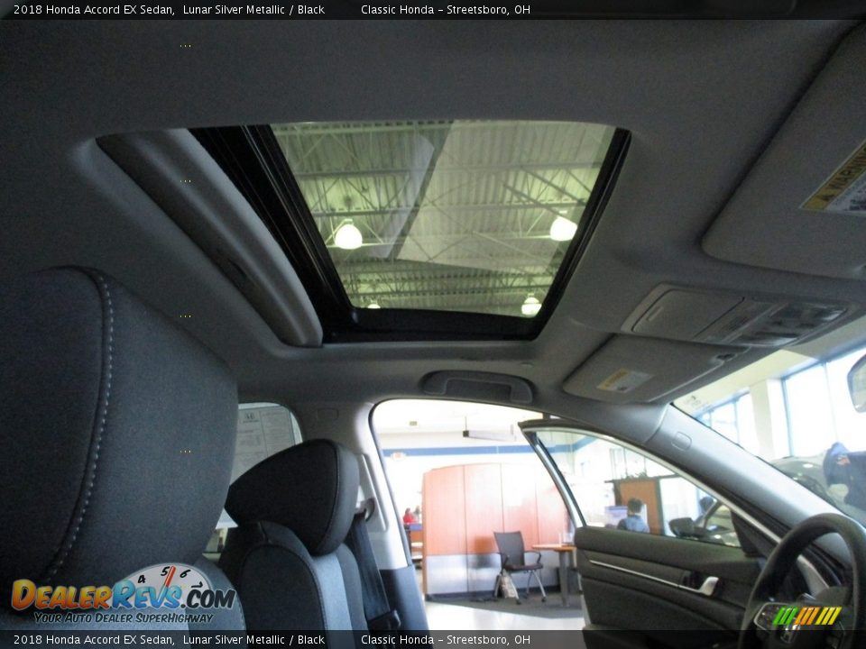 2018 Honda Accord EX Sedan Lunar Silver Metallic / Black Photo #17