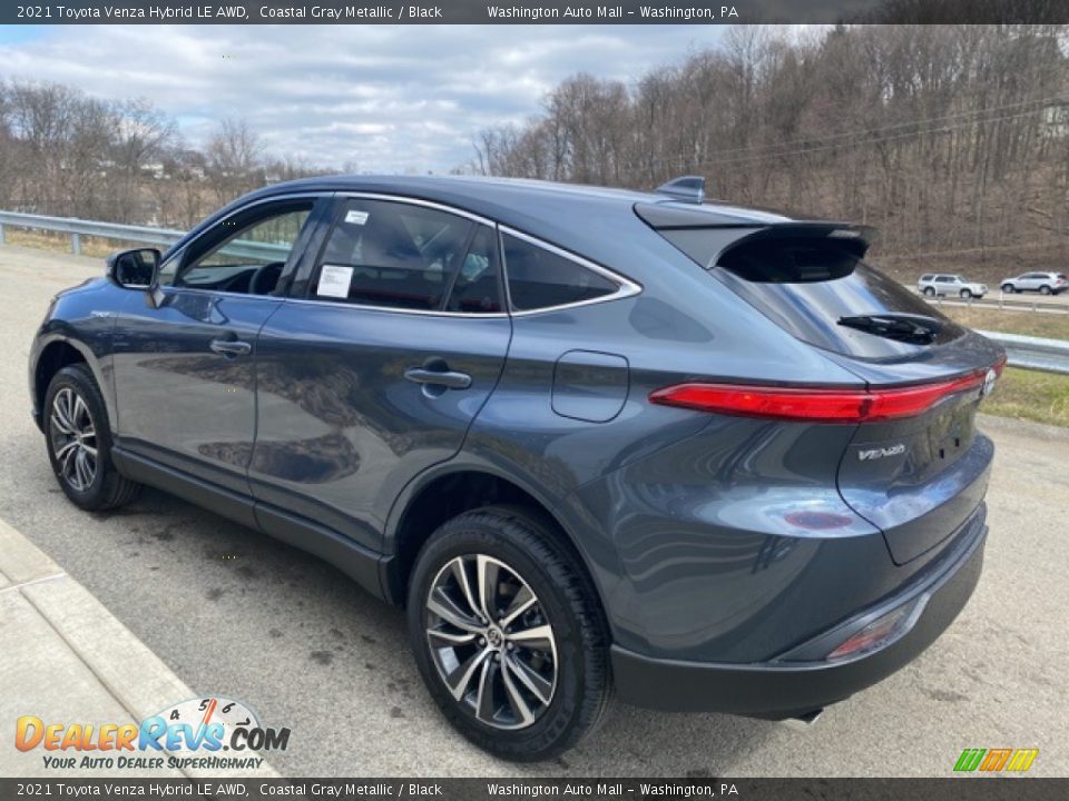 2021 Toyota Venza Hybrid LE AWD Coastal Gray Metallic / Black Photo #2