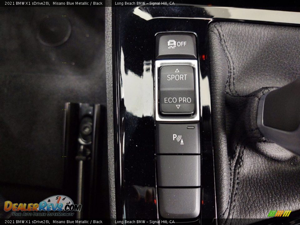 Controls of 2021 BMW X1 sDrive28i Photo #20