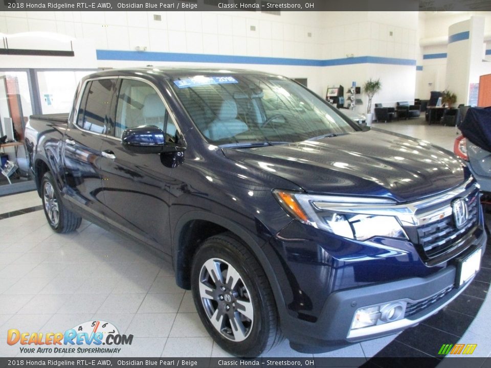 Front 3/4 View of 2018 Honda Ridgeline RTL-E AWD Photo #3