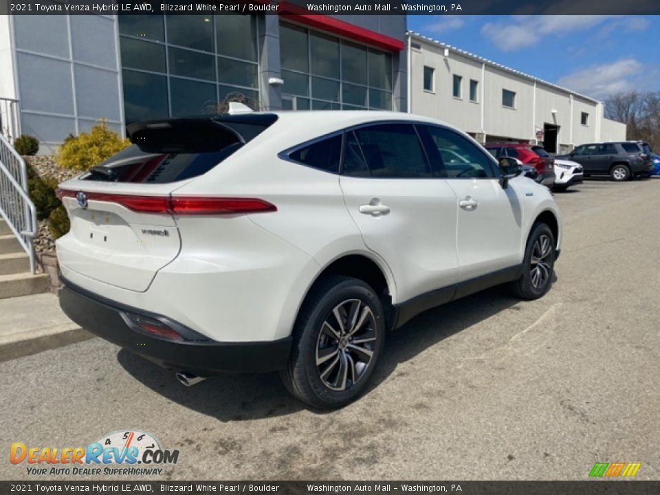 2021 Toyota Venza Hybrid LE AWD Blizzard White Pearl / Boulder Photo #12