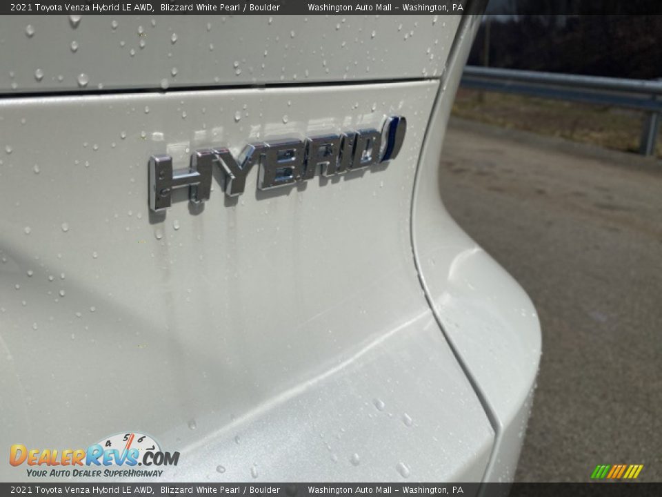 2021 Toyota Venza Hybrid LE AWD Blizzard White Pearl / Boulder Photo #21