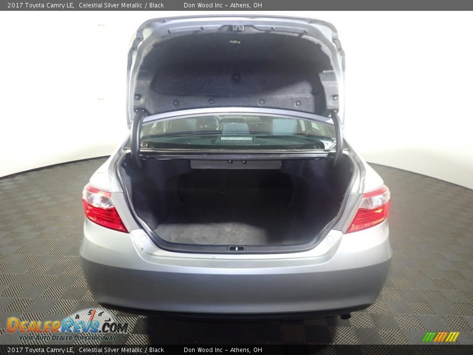 2017 Toyota Camry LE Celestial Silver Metallic / Black Photo #14