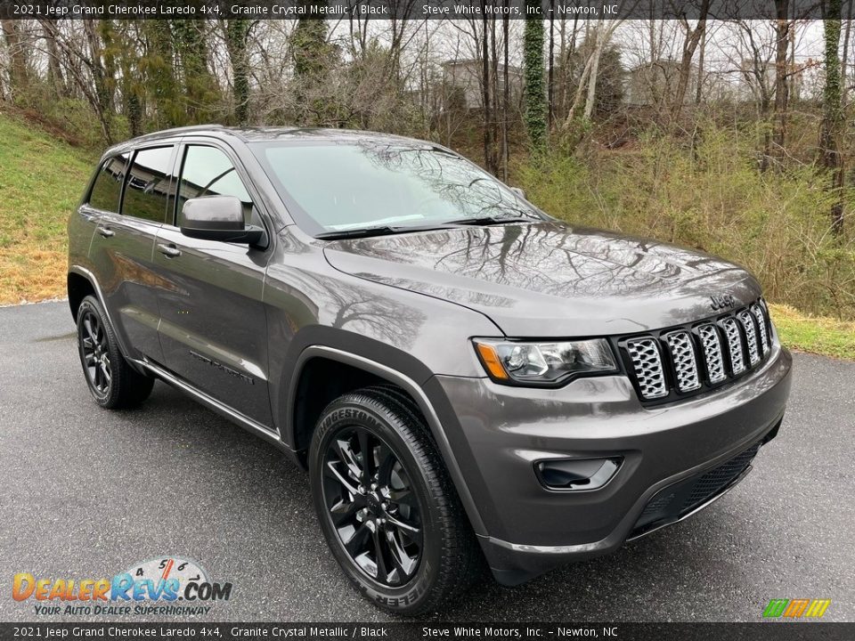 2021 Jeep Grand Cherokee Laredo 4x4 Granite Crystal Metallic / Black Photo #4