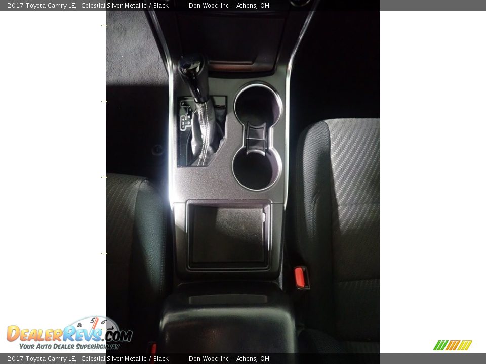 2017 Toyota Camry LE Celestial Silver Metallic / Black Photo #32