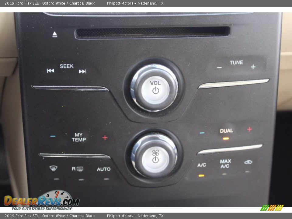 2019 Ford Flex SEL Oxford White / Charcoal Black Photo #17