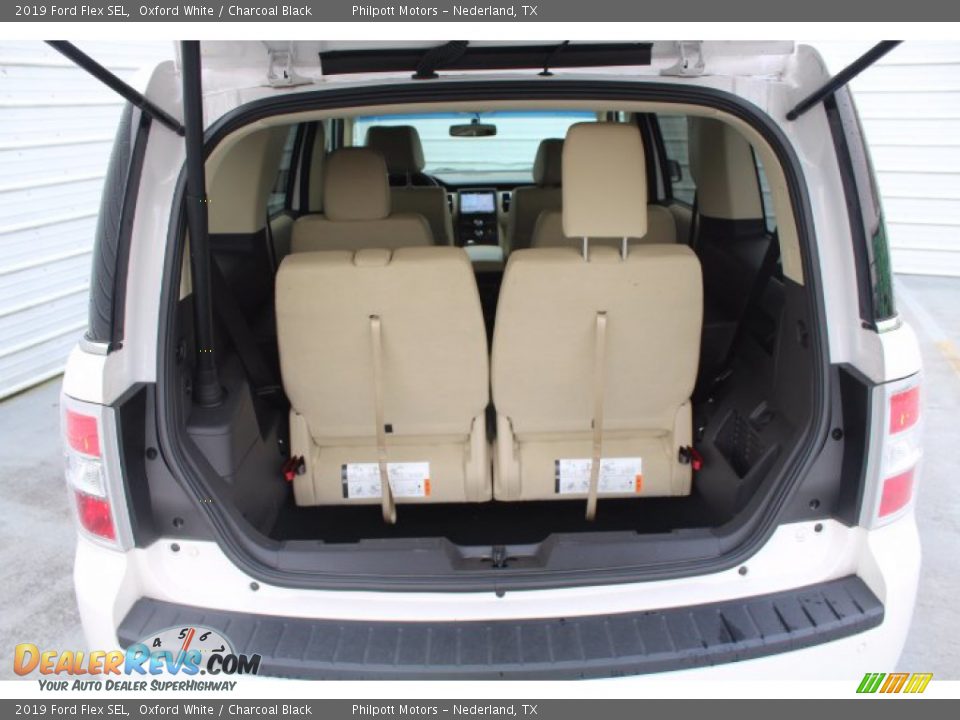 2019 Ford Flex SEL Oxford White / Charcoal Black Photo #24