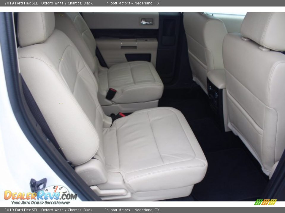 2019 Ford Flex SEL Oxford White / Charcoal Black Photo #26