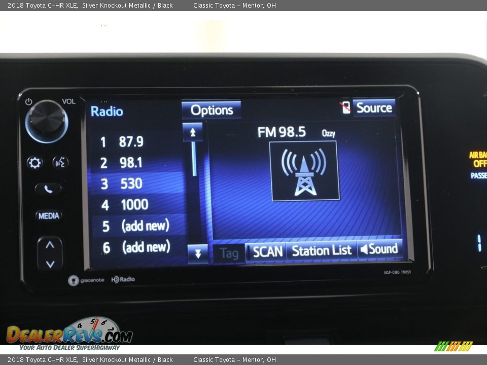 2018 Toyota C-HR XLE Silver Knockout Metallic / Black Photo #10