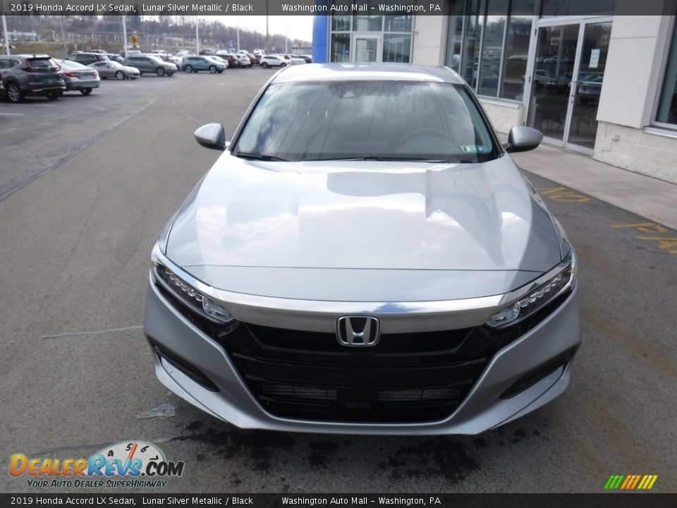 2019 Honda Accord LX Sedan Lunar Silver Metallic / Black Photo #4