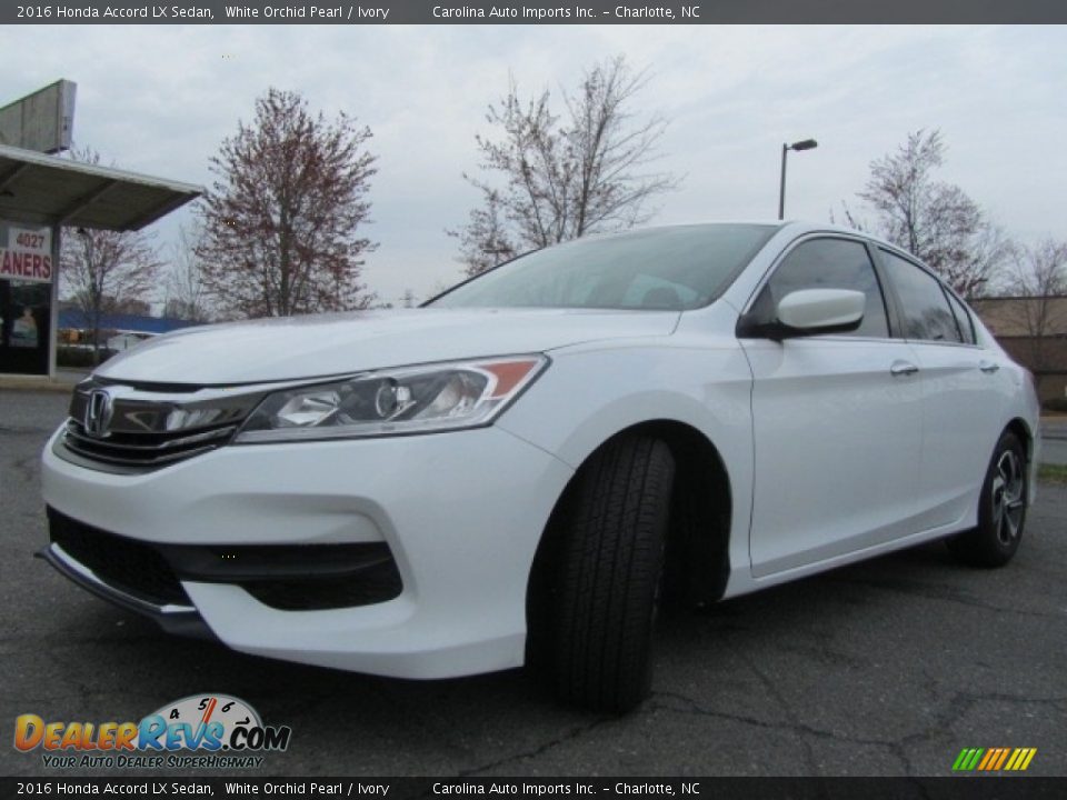 2016 Honda Accord LX Sedan White Orchid Pearl / Ivory Photo #6