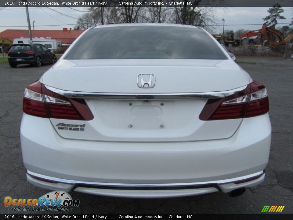 2016 Honda Accord LX Sedan White Orchid Pearl / Ivory Photo #9