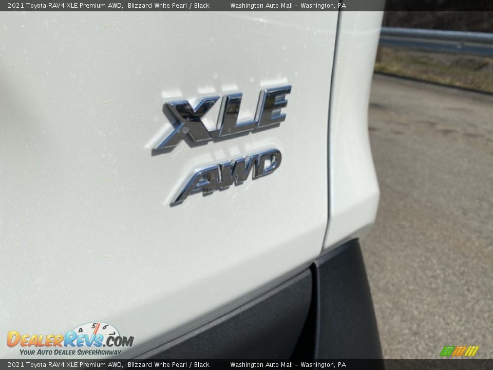 2021 Toyota RAV4 XLE Premium AWD Blizzard White Pearl / Black Photo #23