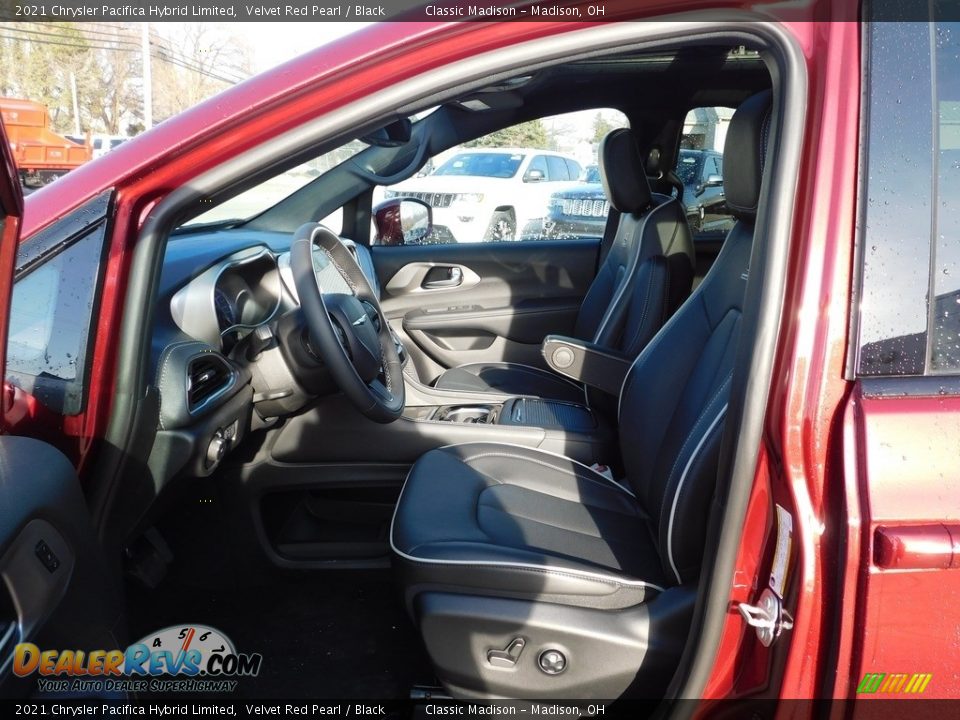 2021 Chrysler Pacifica Hybrid Limited Velvet Red Pearl / Black Photo #2