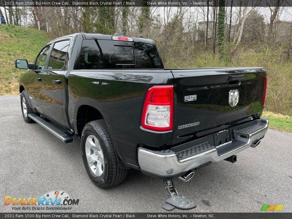 2021 Ram 1500 Big Horn Crew Cab Diamond Black Crystal Pearl / Black Photo #10