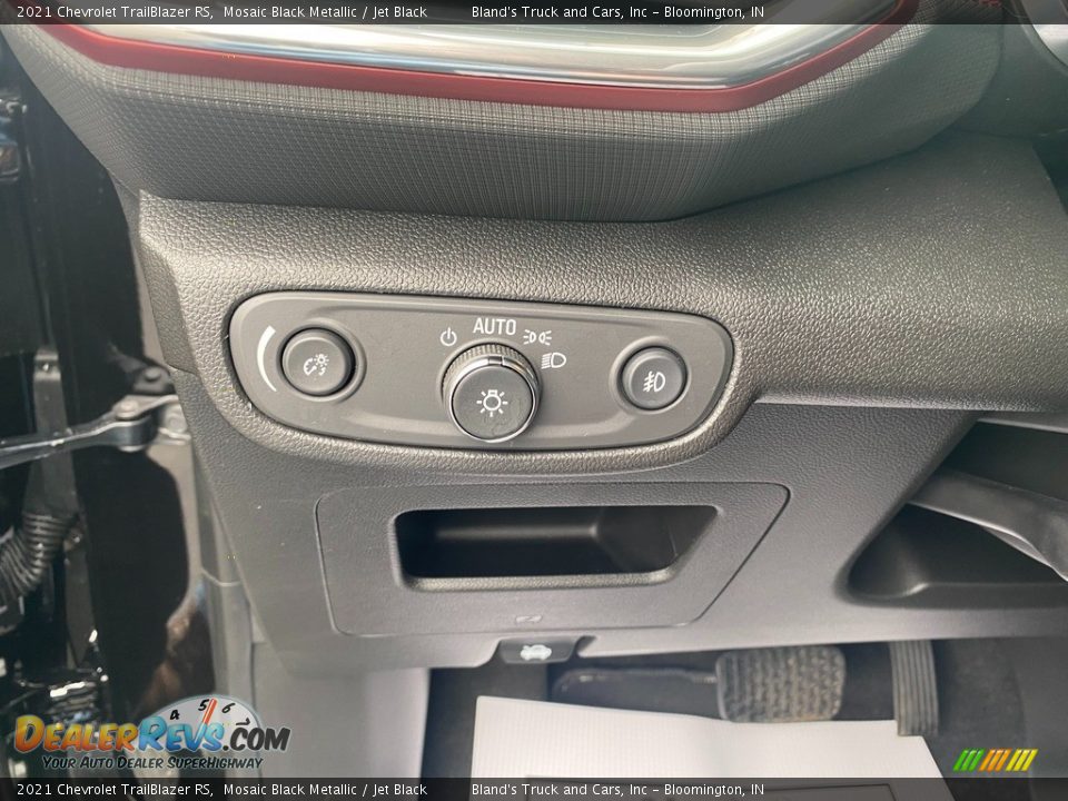 Controls of 2021 Chevrolet TrailBlazer RS Photo #22