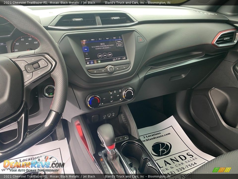 Dashboard of 2021 Chevrolet TrailBlazer RS Photo #23