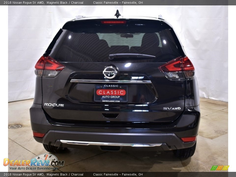 2018 Nissan Rogue SV AWD Magnetic Black / Charcoal Photo #3