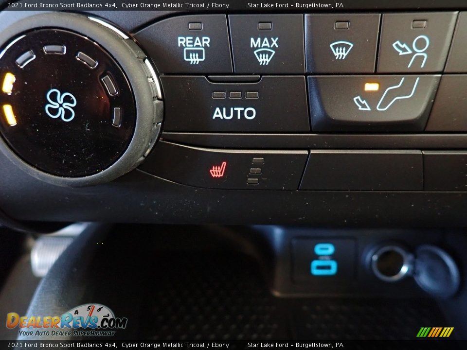 Controls of 2021 Ford Bronco Sport Badlands 4x4 Photo #16