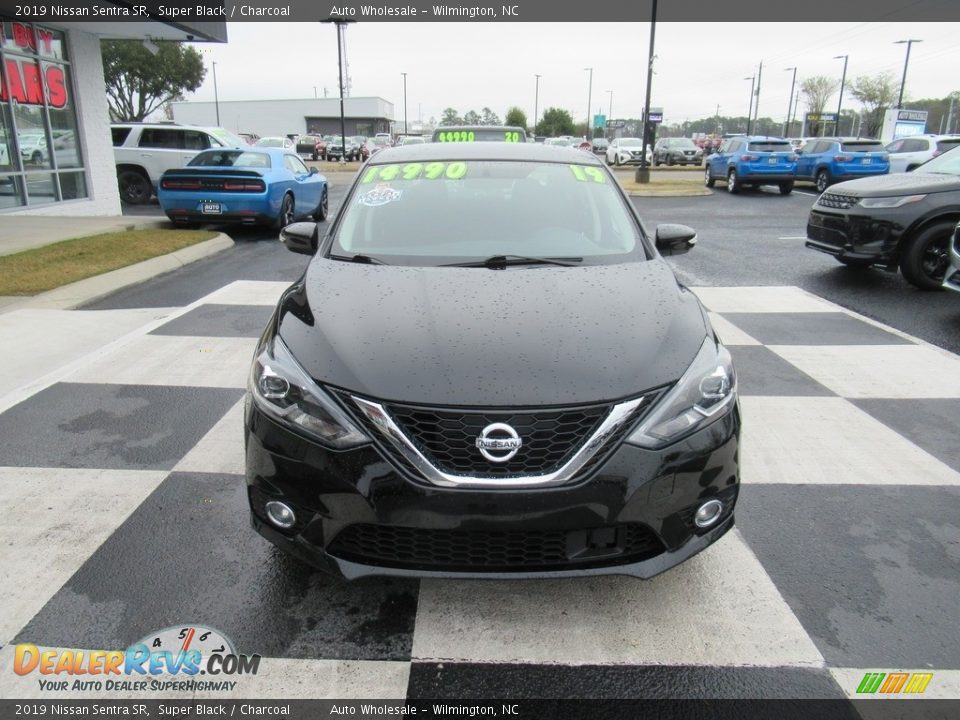 2019 Nissan Sentra SR Super Black / Charcoal Photo #2