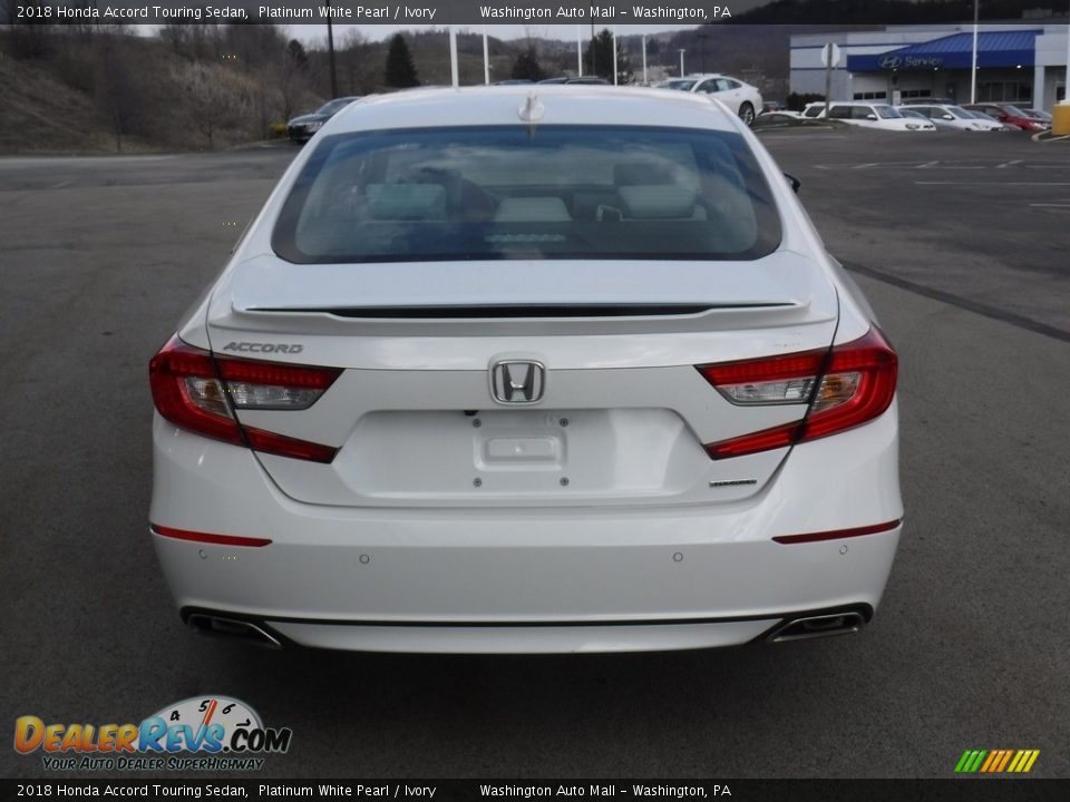 2018 Honda Accord Touring Sedan Platinum White Pearl / Ivory Photo #8