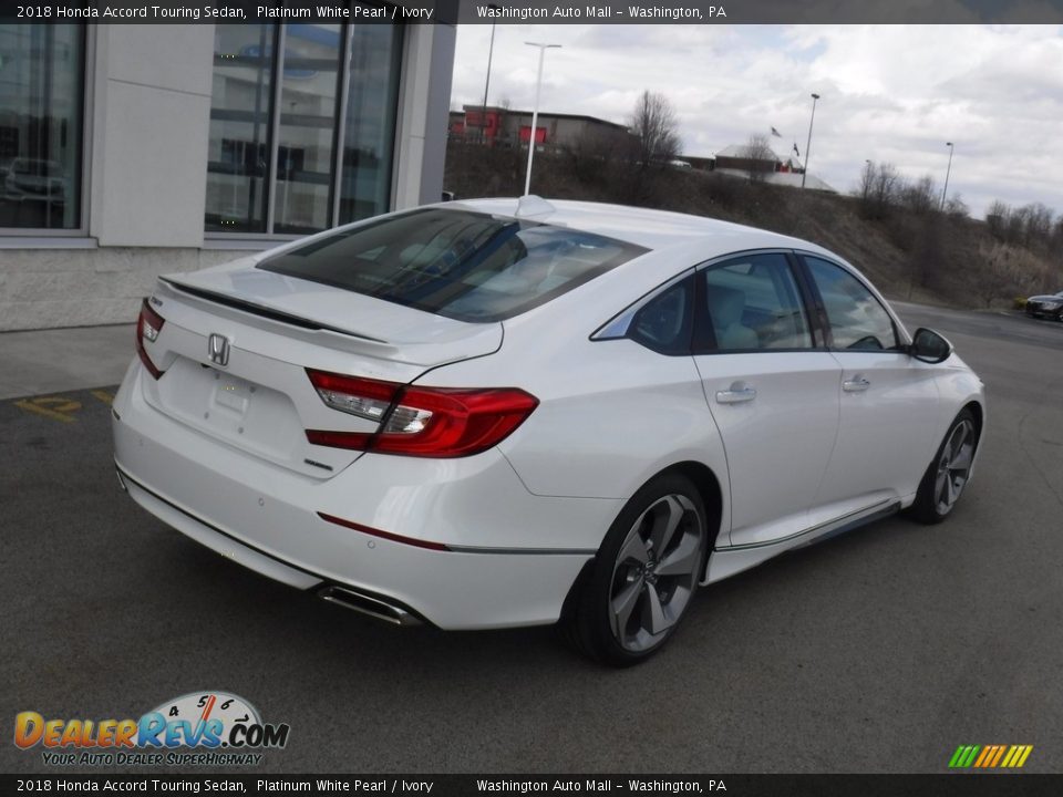 2018 Honda Accord Touring Sedan Platinum White Pearl / Ivory Photo #9