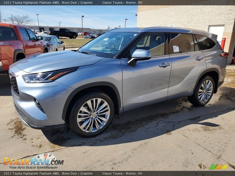 2021 Toyota Highlander Platinum AWD Moon Dust / Graphite Photo #1