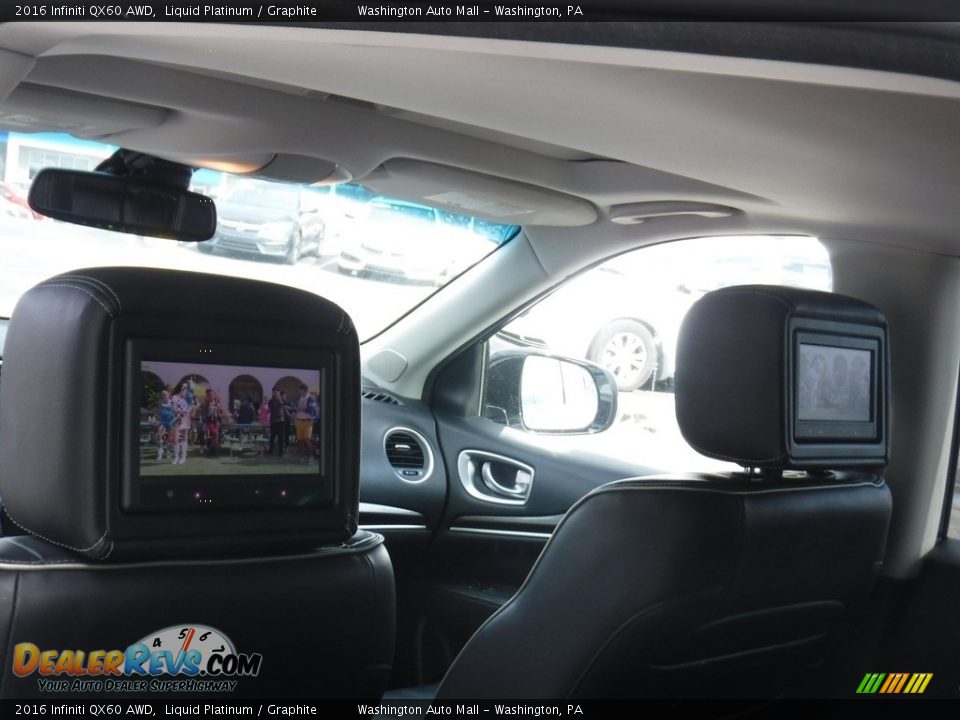 Entertainment System of 2016 Infiniti QX60 AWD Photo #12